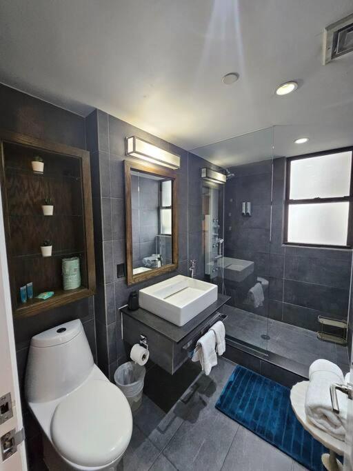 The Renwick Duplex At The Mansfield Midtown Apartamento *